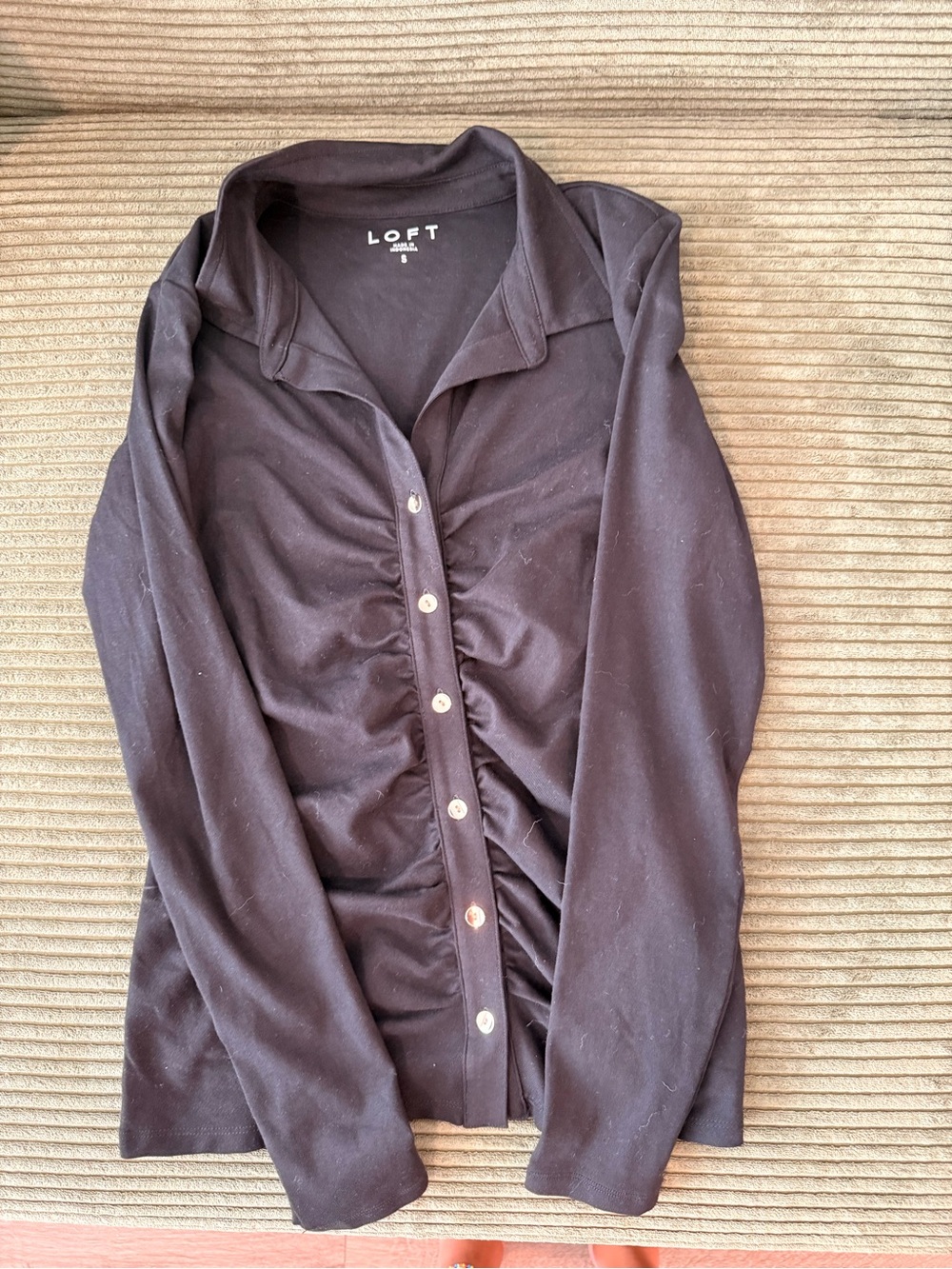 LOFT Black Ruched Button-Front Long Sleeve Shirt